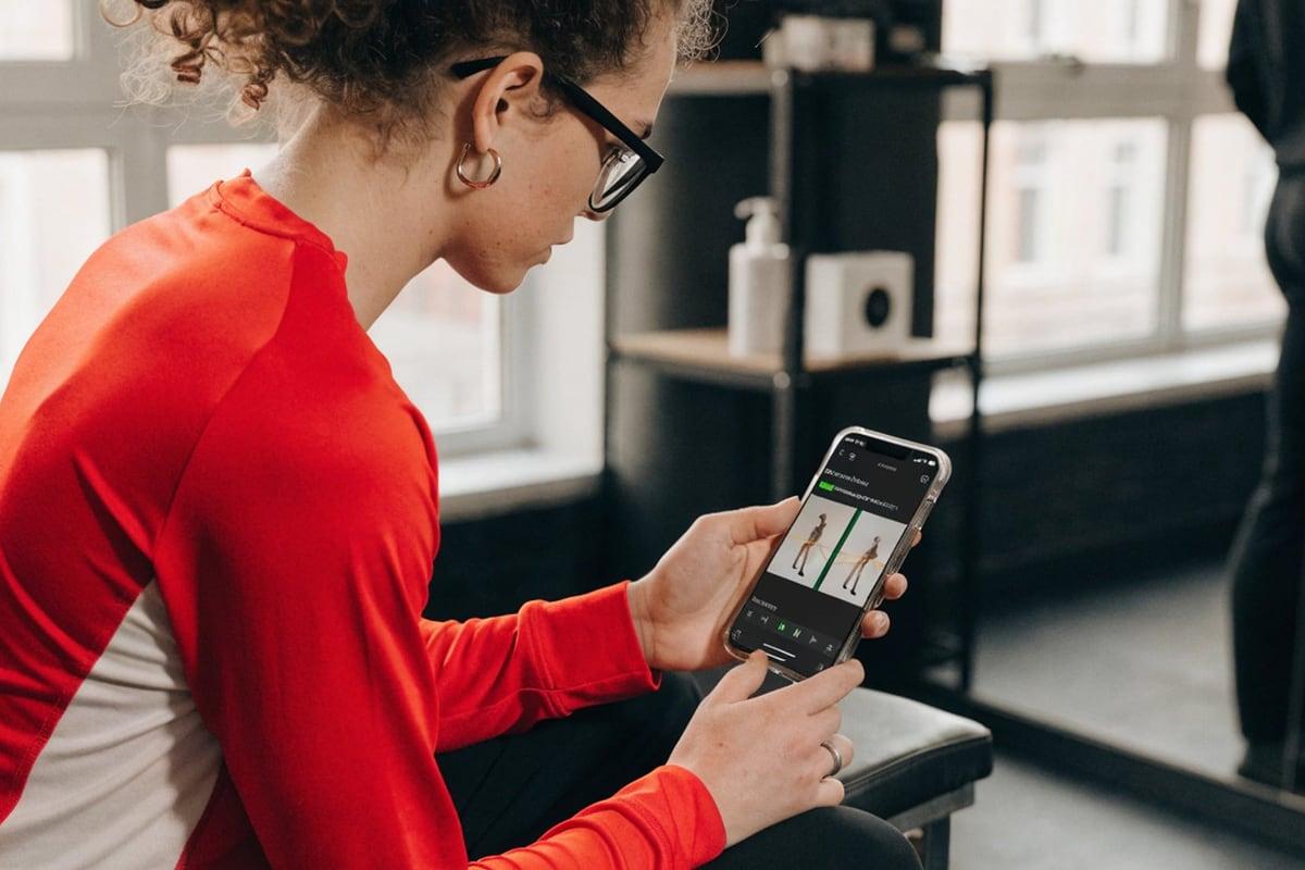 AI-Based Pose Comparison Mobile Application