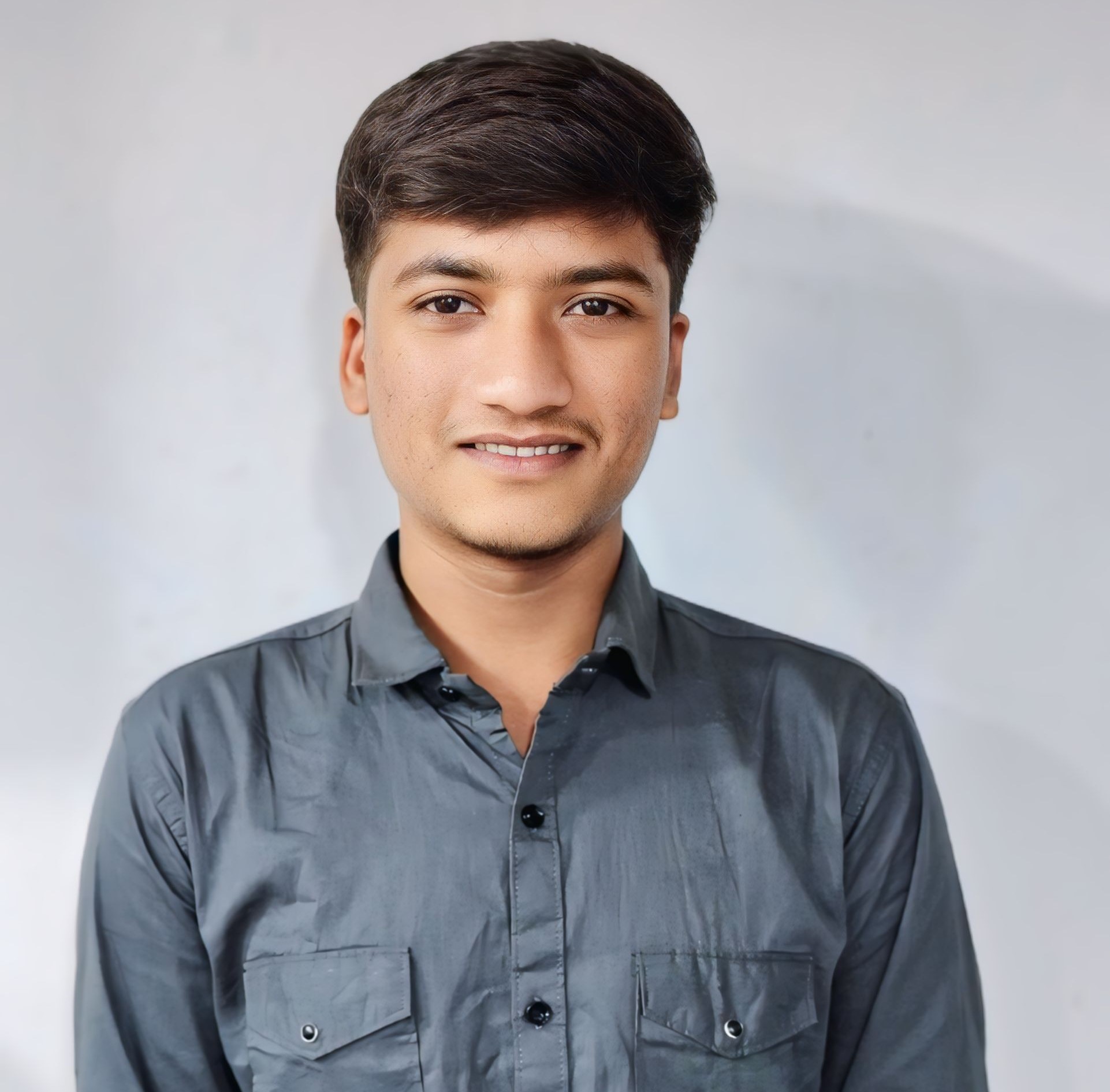 Maru Priyanshu, UI/UX & Graphic Designer at StellarMind
